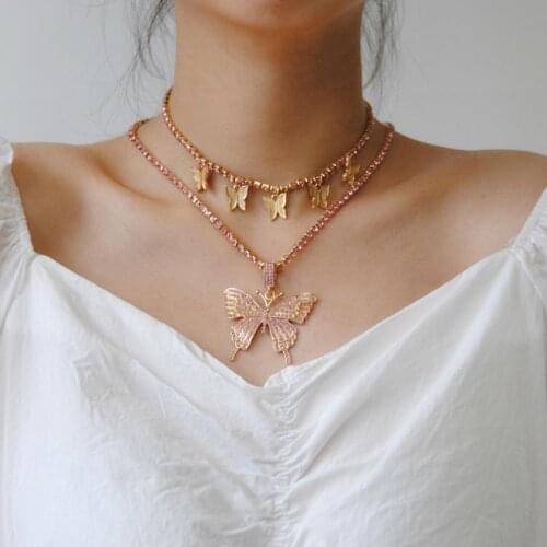 2Pcs Luxury Shiny Rhinestone Chain Choker Necklace for Women Crystal Butterfly Pendant Necklace Hip Hop Party Jewelry Gift
