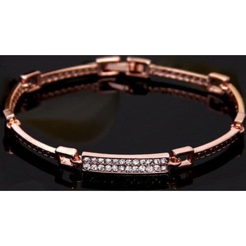Hight Quality Luxury Crystal V Design Bracelet Letters Bangle Arm Cuff Bangles Jewelry Bracelets For Women