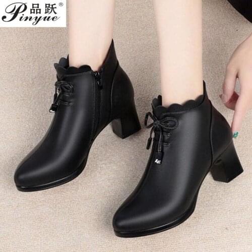 Mother Shoes Cotton Shoes Mid-heel Autumn and Winter Plus Velvet Real Cowhide Short Boots Thick Heel Womens Boots Non-slip