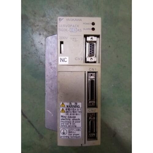 SGDL-04AS SERVO DRIVER , used in good condition . 80% appearance new , good working , free shipping