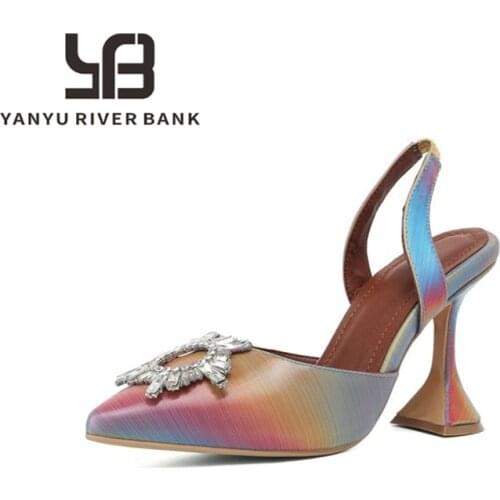 2021 Brand women Pumps luxury Crystal Slingback High heels Summer bride Shoes Comfortable triangle Heeled Party Wedding Shoes