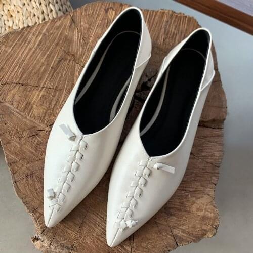 3 Color 2021 spring new womens genuine leather cross strap flats single shoes pointed toe elegant ladies casual daily shoes hot