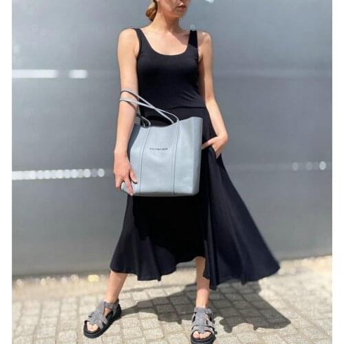 High-end Womens Dress Summer Hot Style Vest Style Large Swing Skirt Slim Waist Elastic Long Dress