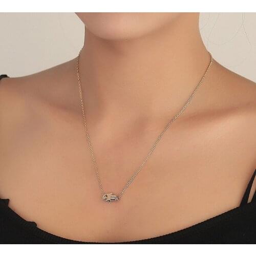 Rhinestone The Eye of Horus Hamsa Hand Pendant Necklaces Retro Eye Choker Hand Colliar Religious Amulet Jewelry Gift