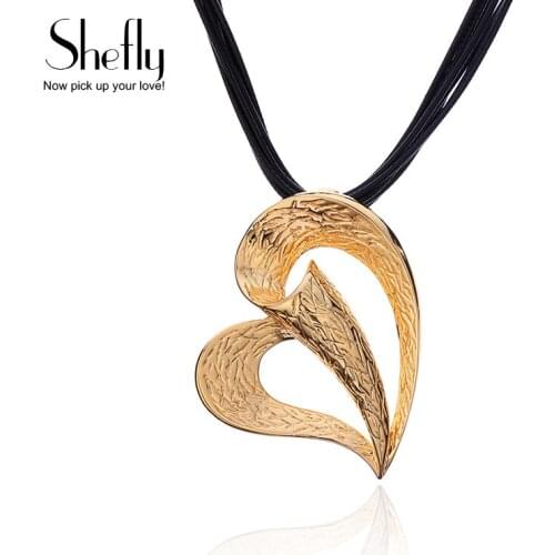 Vintage Necklace Women Jewelry Accessories Gold Silver Color Big Metal Gothic Heart Pendant Necklace Statement Jewelry Gift