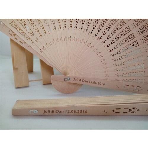 Free Shipping 100pcs/lot Personalized Vintage Chinese Aromatic Wood Pocket Folding Hand Fan with Organza Gift bag Wedding Fan