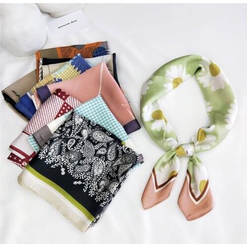 HOT Spring Autumn Clean Variety Printing Foulard Square Imitation Silk Scarf For Women Small Shawl Hair Scarf Kerchief 70X70cm