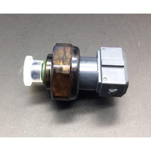 For Mercedes Benz Viano W638 W639 A180 CLK230 Vito Sprinter air conditioning A/C pressure sensor switch