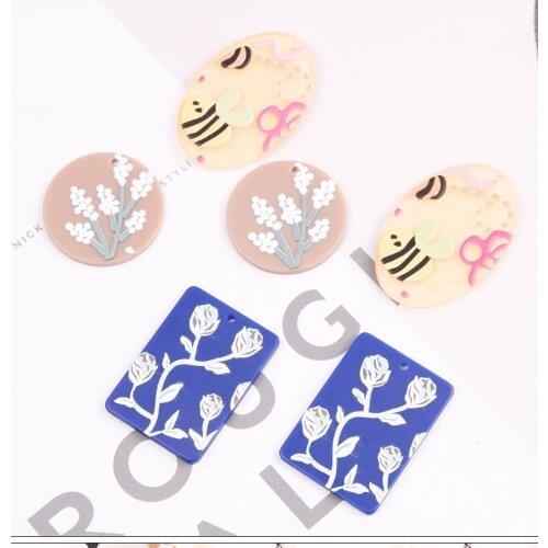 4pcs Fashion Round Resin Charms Rose Stamp Plastic Ear Pendant DIY Jewelry Accessories