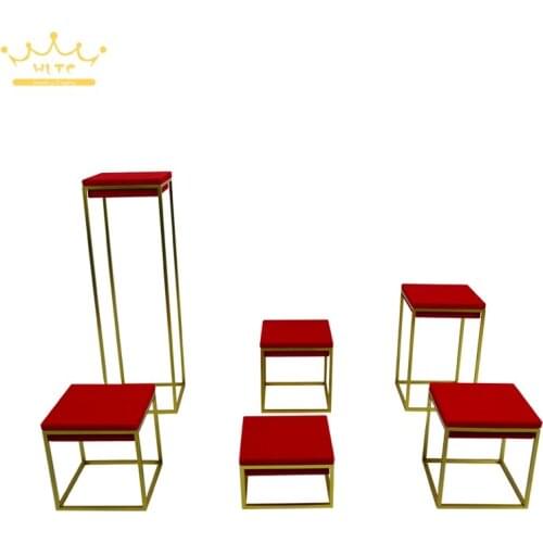 Newest Stainless Steel Jewelry Display Stand Showcase Red Velvet Jewellery Display Rack Stand Holder