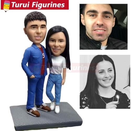 Couple arm in arm figurines lovers gifts figure sculpture little statue custom bobblehead figurines from photos home decorations
