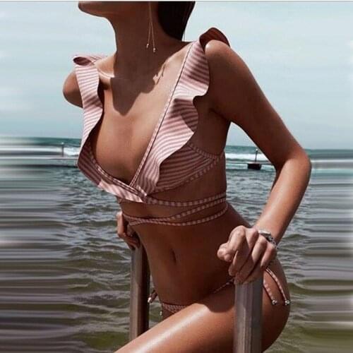 European and American lotus leaf ladies swimsuit pink strap bikini split suit beach suit sexy bathing suits