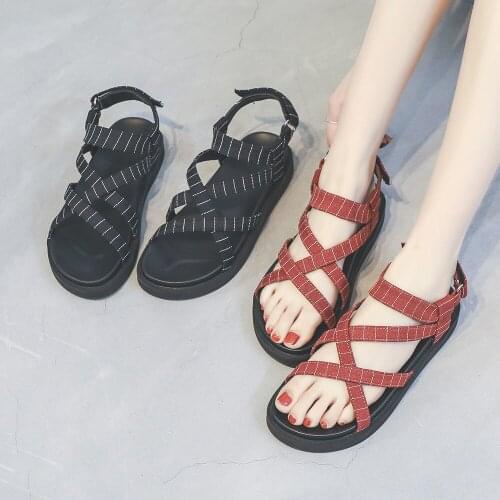 2021 Woman Summer Sandals Open Toe Flat Shoes Women Elastic Band Party Platform Womens Sandals Beach Outdoors Shoes