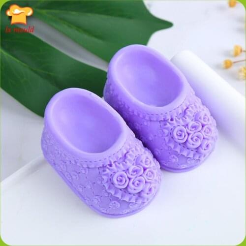 LXYY Princess Shoes Handmade Soap Silicone Molds Baby Shoes Food Grade Silicone Mould fondant cake decoration resin polymer clay