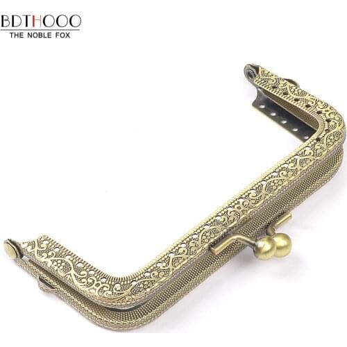 10.5cm Arch Metal Purse Frame Handle for Clutch Bag Handbag Accessories Making Kiss Clasp Lock Antique Bronze Bags Tone Hardware