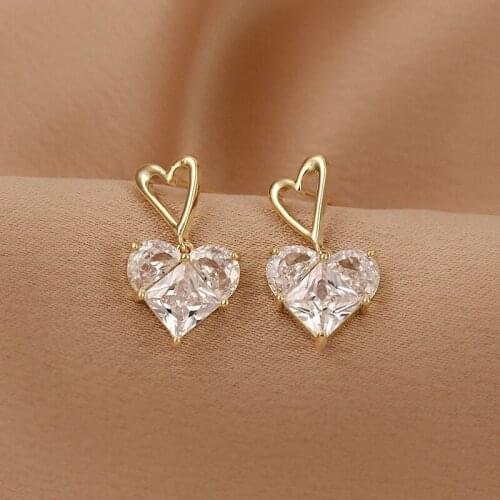 2021 New Fashion Sweet Love Earrings Design Luxury Transparent Crystal Heart Stud Earrings for Woman Wedding Jewelry Accessories