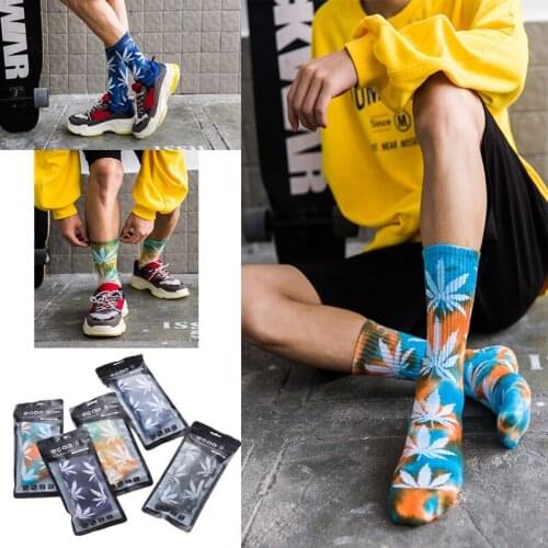 Autumn and Winter Cotton Socks Street Skateboard Hip-hop Tie-dye Maple Leaf Half Terry Tide Hemp Leaf Men and Women Sports Socks