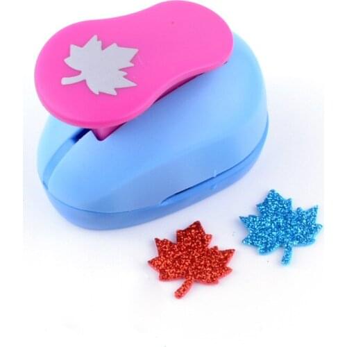 2.5cm Handmade Crafts and Scrapbooking Tool Paper Punch For Photo Gallery DIY Gift Card Punches Embossing device Maple Leaf