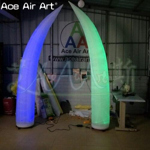 2 pcs Factory Directly 2.5 m H Inflatable Decoration Air Cone,illuminating ivory pillars for Wedding