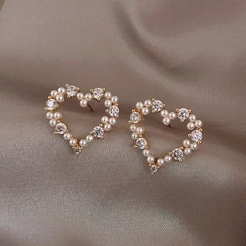 Korean Fashion Shiny Zicron Hollow Pearl Heart Stud Earrings For Women Students Elegant Cute Boucle D'oreille Jewelry
