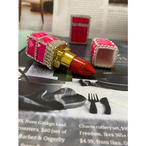 Lady Lighter DIY Creative Rhinestone Butane Lighter Personality Compact Portable Diamond Lipstick Cigarette Lighter Gift