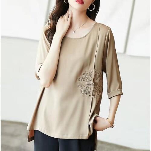 Women Loose Short Seleeve Women Retro Blouses Shirts Embroidery Chinese Style Large Size Casual Blusas Tops MM0219