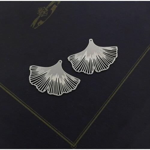 Making Jewelry Findings Ginkgo Stainless Steel Bead Metal Pendant Cut Titanium Steel Leaf Charm For DIY Necklace Earrings