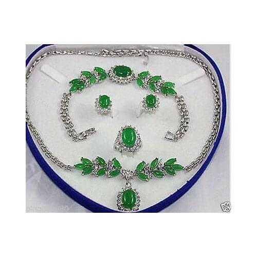 Nobility Woman natural jewelry Jewelry green gem white Necklace Bracelet Earring Ring Grad Plated