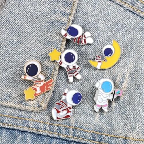 Astronaut Moon Star Enamel Pin Creative Adventure Brooch Cartoon Badge Backpack Lapel Pins Cute Fashion Jewelry Gift for Friends
