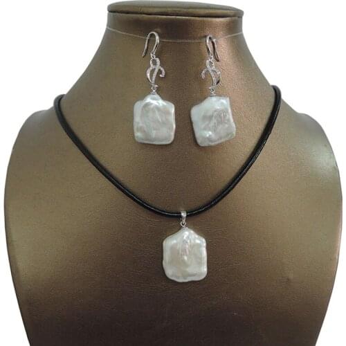 100% NATURE FRESHWATER PEARL JEWELRY SET NECKLACE AND EARRING-good big square baroque pearl,925 SILVER earring and leatherchain