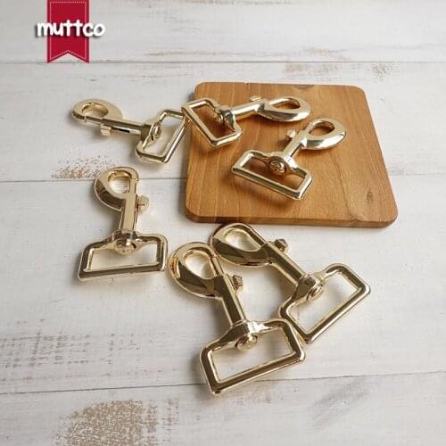 DIY Dog leash retailing environmental golden 30mm metal key chain Metal clip Dog Clasp Metal Hook Hardware lobster buckle PK-30G