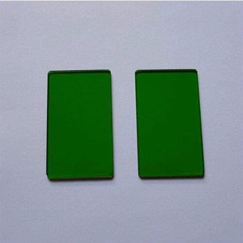 30-50% transmission at λ = 530 nm size 120x120x0.75mm LB1 green filter