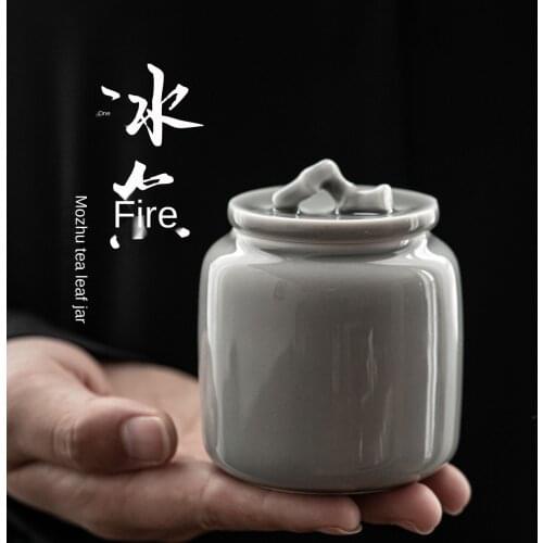 Ice Gray Glaze An Ink Painting of Bamboo Tea Jar Japanese Style Small Ceramic Sealed Jar Portable Travel Mini Tea Tins Tea Box