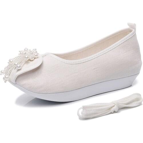 Autumn Women Cotton Flat Shoes Ladies Comfort Casual Flats Retro Chinese Simple Pearl Tassel Women Shoes