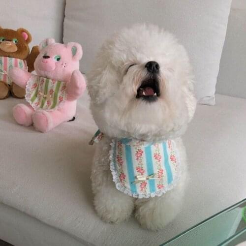 Pet Saliva Towel Rose Pattern Polyester Material Soft Saliva Towel Holiday Party Pet Dog and Cat Decoration Supplies