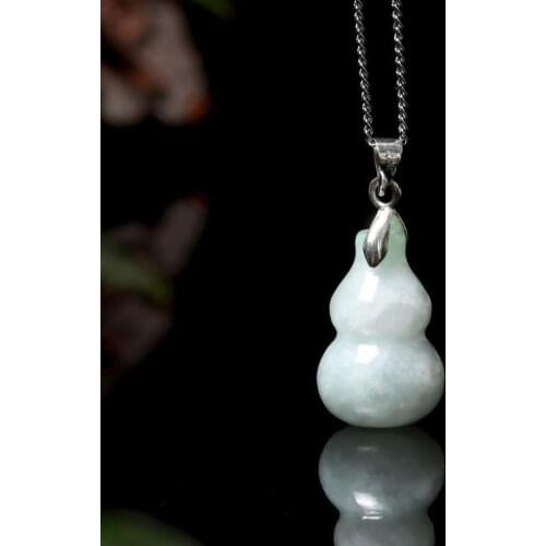 Natural Emerald Gourd Pendant Necklace Charm Jewellery Fashion Hand-Carved Man Woman Amulet Charm Jewelry Fashion Accessories