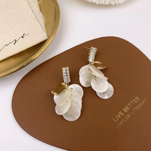 U-Magical Temperament Long Tassel Circle Shell Dangle Earring for Women Charming Gold Color Copper Metallic Earring Jewellery