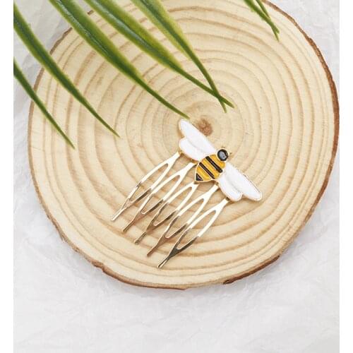 Women Hairpins Miraculous Bee Comb Gold Hair Comb Ladybug Party Supplies Animal Enamel Hair Jewelry Costume WSHG978