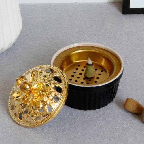 Golden Metal Middle Eastern Arab Incense Burner Ceramic Black matte vertical stripes Aroma home decoration aromatherapy burner