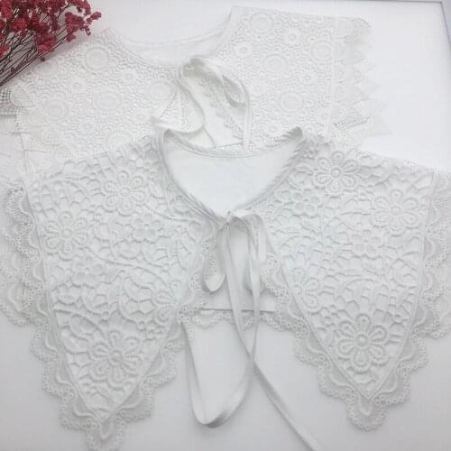 Cute Lace Floral Big Lapel Fake Collar Shawl for Girls Shirt Dress Detachable Collars Lapel Necklace Female White Nep Kraagie