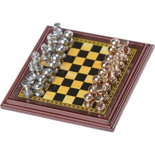 1Set Classic Zinc Alloy Chess Pieces Wooden Chessboard Chess Game Set With King Outdoor Game Chess 6.8*5.7 cm