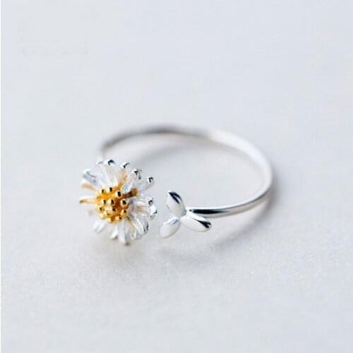 Korean Style Daisy Flower Elegant Opening Rings Women Adjustable Wedding Party Engagement Finger Rings Statement Jewelry Gift