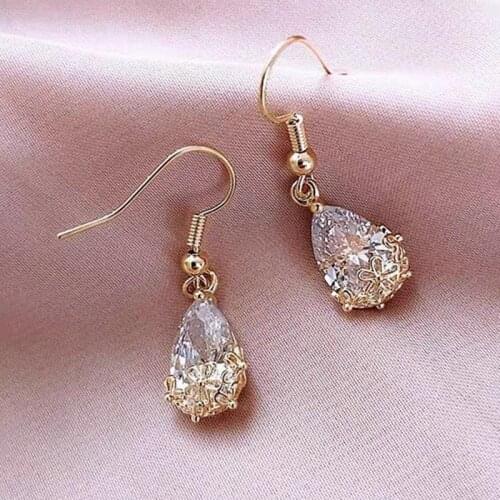 2021 Korea Hot Fashion Jewelry Premium Water Drop Zircon Earrings Elegant Design Metal Cutout Earrings for women gift