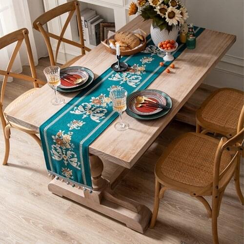 European Style Retro Chenille Fashion Home Bed Towel Dining Table TV Cabinet Table Cloth Party Wedding With Tassel Table Runner