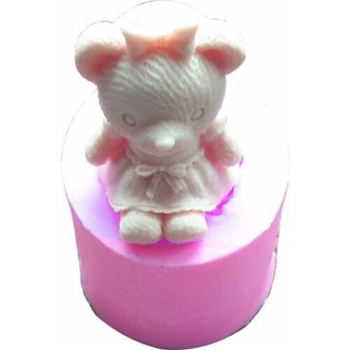 New arrived sit bear girl cooking tools fondant DIY cake silicone moulds chocolate baking decoration candy Resin craft