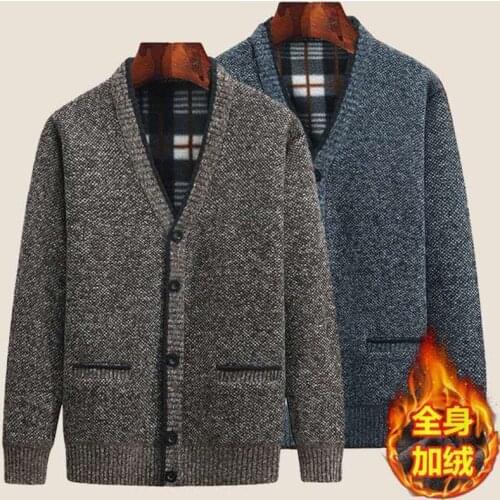 Plush and thickened autumn and winter middle-aged and old mens base coat T-shirt father V-neck cardigan sweater large size coat