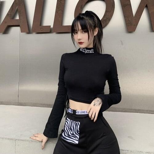 Gothic Style Female Black Crop Top Long-sleeved Letter Printed Tight-fitting T-shirt Short Lace-up Pullover 2020 Party Wear