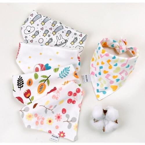 100% Cotton Baby Bibs Baby Feeding Bibs Apron Triangle Cute Baby Bibs Girls Boys Cartoon Feeding Scarf Bib Collar Bib Burp Cloth