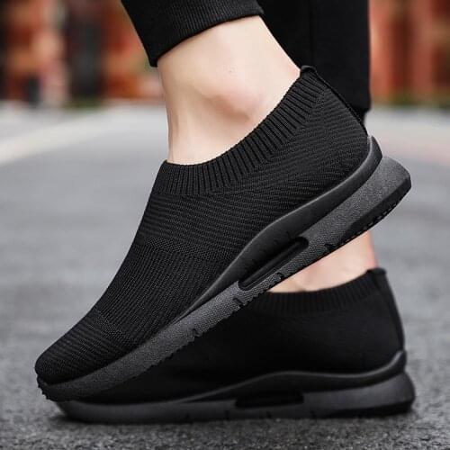 Hot Sale Light Running Shoes Jogging Shoes Breathable Men Sneakers Slip on Loafer Shoe Mens Casual Sports Shoes Size 46 2020
