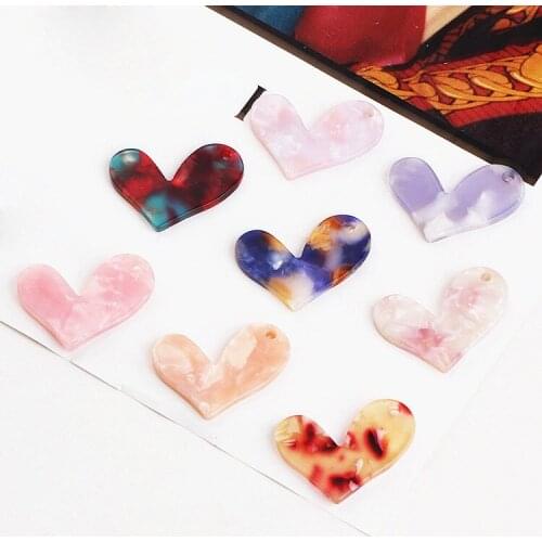Diy jewelry finding 30pcs/lot color pattern cartoon hearts shape acrylic fashion beads charms women earring pendant accessory